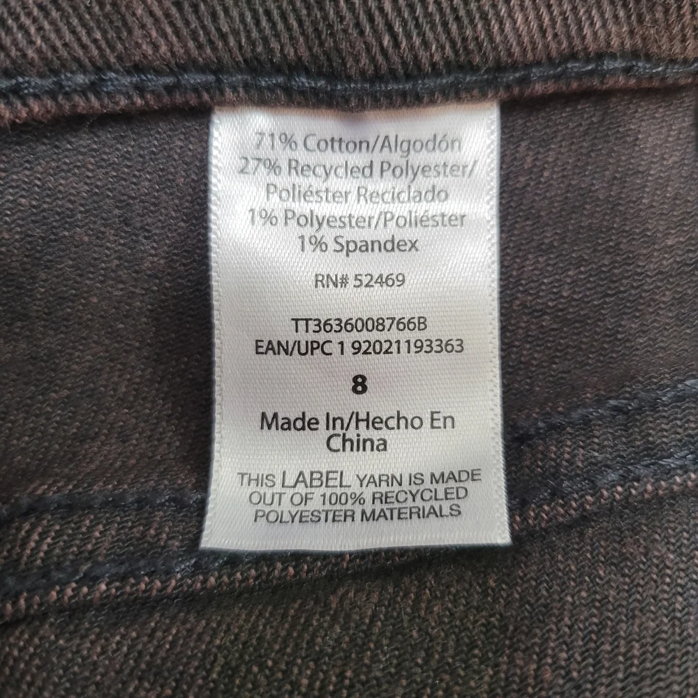 Time and Tru Women's High-Rise Barrel Jeans Size 8